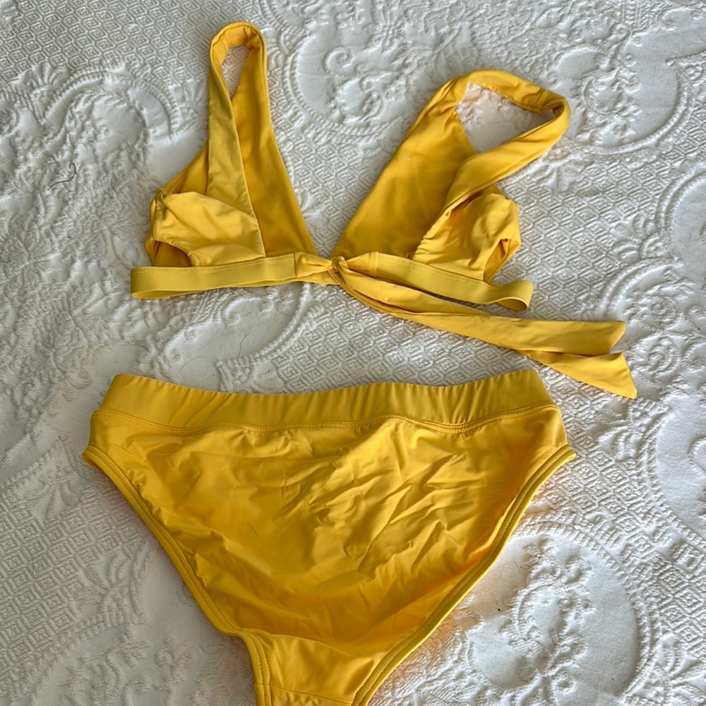 Yellow Bikini Set - Picture 3 of 3